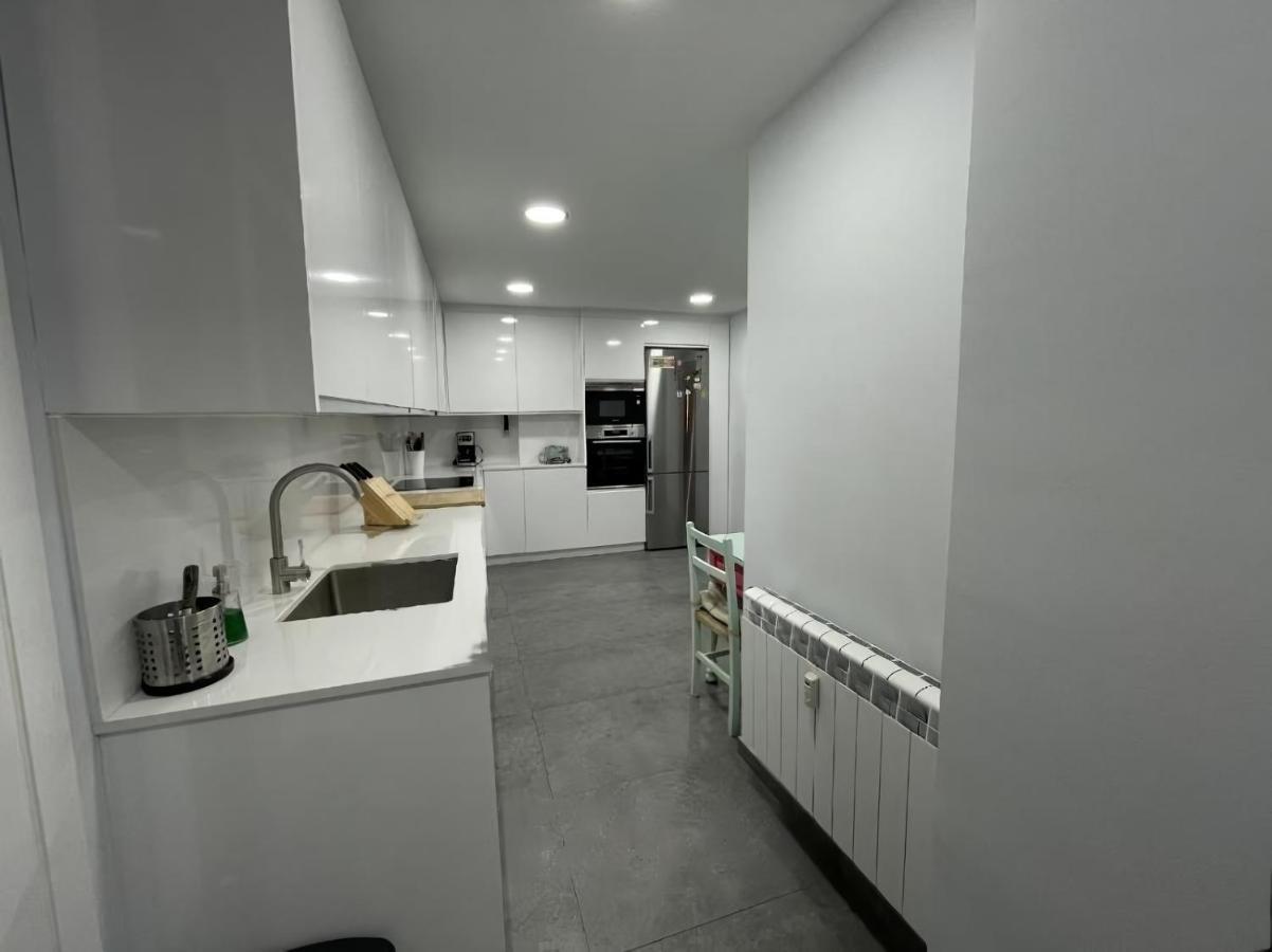 Amplio Y Moderno Piso De 4 Habitaciones Y Terraza Понтеведра Екстер'єр фото