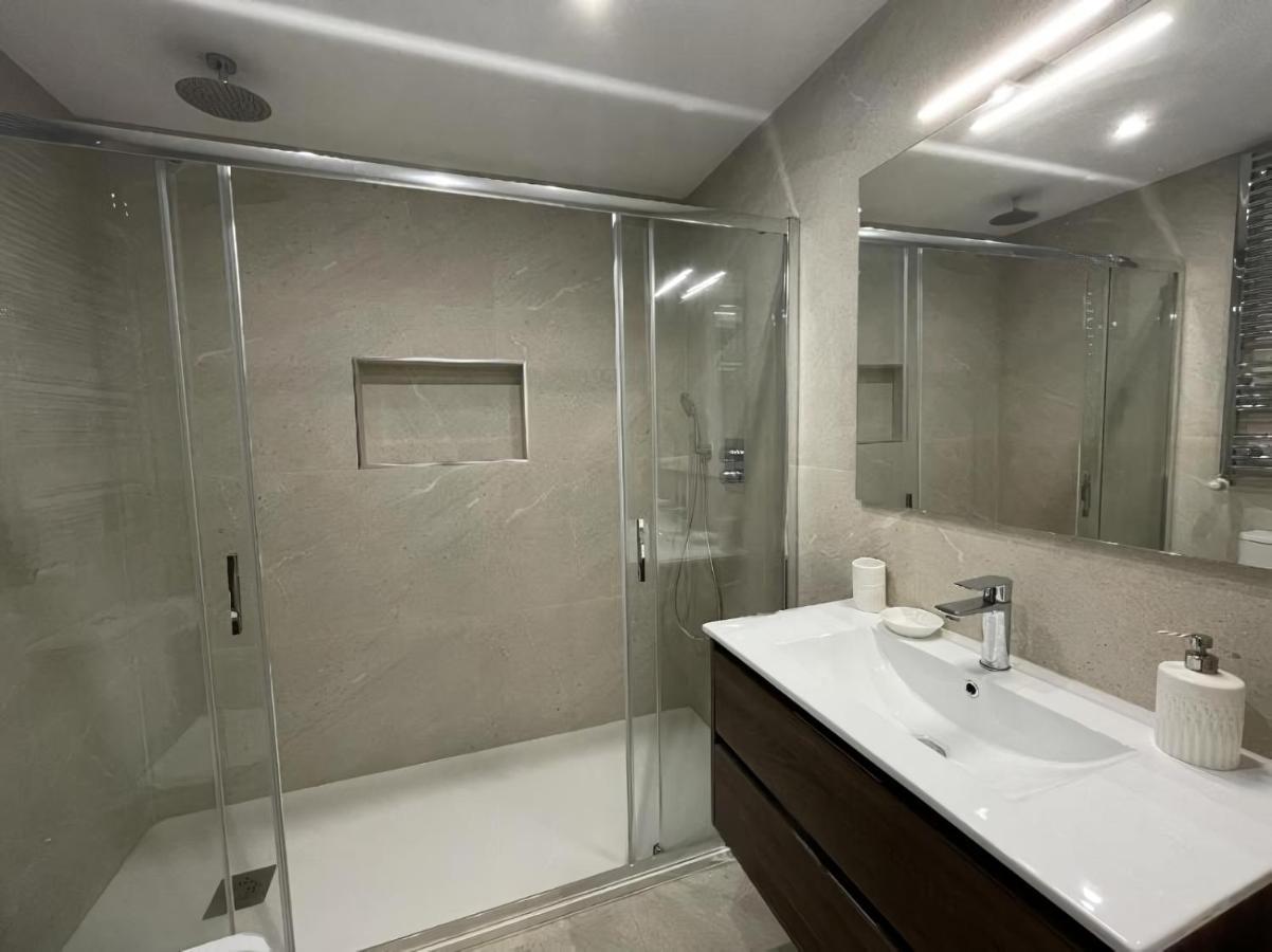 Amplio Y Moderno Piso De 4 Habitaciones Y Terraza Понтеведра Екстер'єр фото