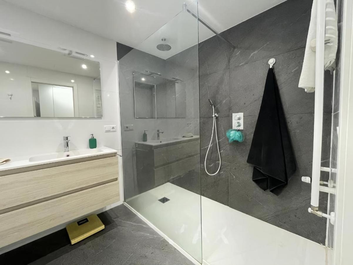 Amplio Y Moderno Piso De 4 Habitaciones Y Terraza Понтеведра Екстер'єр фото